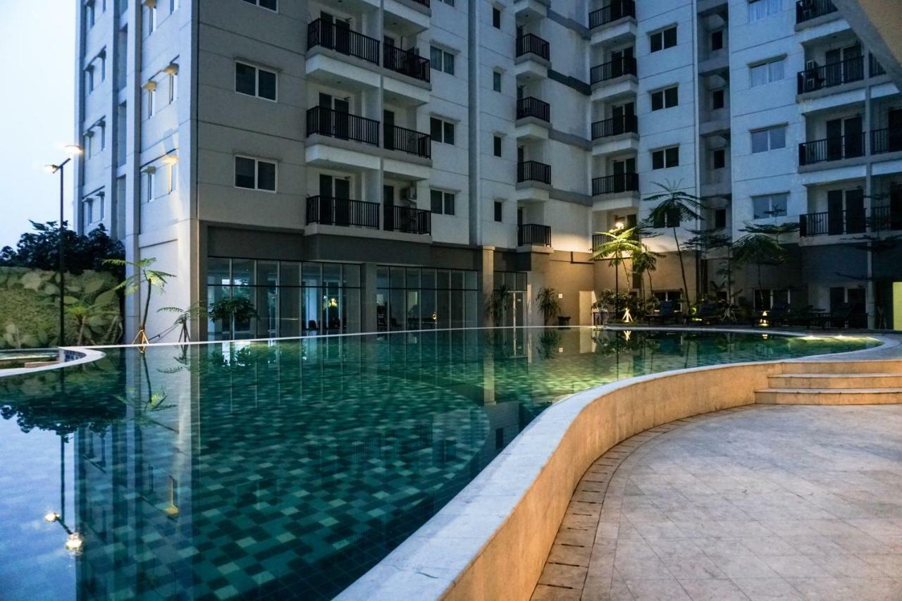 Elegant And Modern 2Br Apartment At Signature Park Grande By Travelio Jakarta Exterior foto